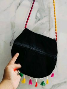 Radhe Krishna SoulSet – T-shirt, Sling &amp; Keyring