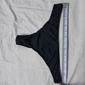 ⭐ Black Thong Panty with Bow Detail