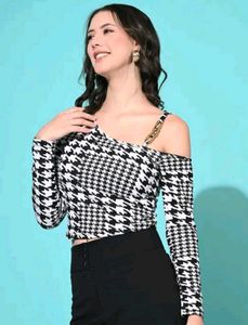 Chic Houndstooth One-Shoulder Top