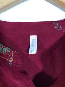 Maroon Kurta Sets (Women’s)