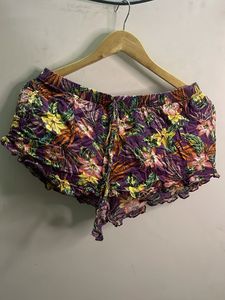 Boho Floral Print Shorts