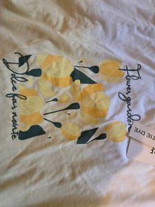 Baddie tulip croped  Yellow Floral T-Shirt