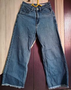 Zudio Austin Wide Leg Cropped Jeans - Size 26 / XS