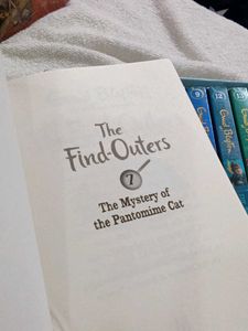 Enid Blyton Mystery Series Books 1_15