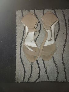 Nude colour 👠  Heels