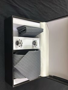Men's Tie and Cufflink Set
