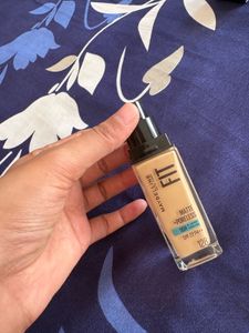 Maybelline Fit Me Matte Foundation