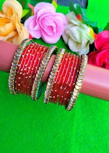 4 side bangles 1 bozen glass bangle