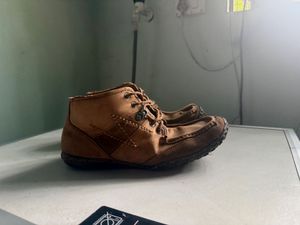 Brown Leather Lace-Up Boots