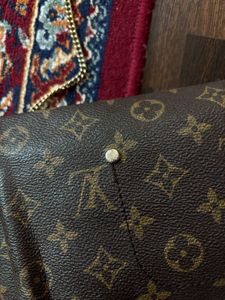 Beautiful lv sling