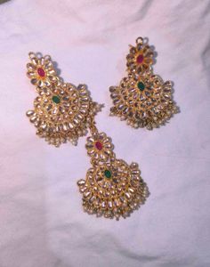 Beautiful chicks set...