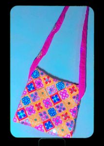 Purse 👜 For A Wearing Saree