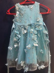 Girl's Turquoise Floral Party Dress size 4-5 years