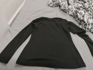 Black Long Sleeve Cutout Top