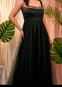 Elegant Black Embellished Evening Gown