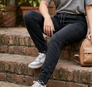 Black Jogger Style Jeans