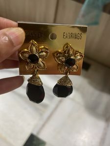 Black Golden Flower Earrings Hanging Blac Stone