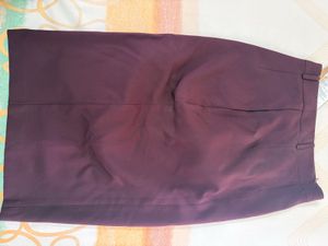 Stylish Maroon Pencil Skirt