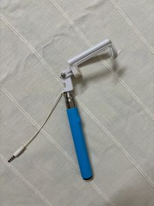 🆕Selfie Stick Cable Take Pole