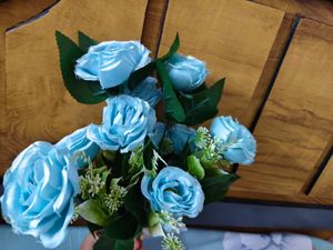 Beautiful Blue Rose Bouquet