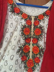 Elegant Embroidered Salwar Kameez