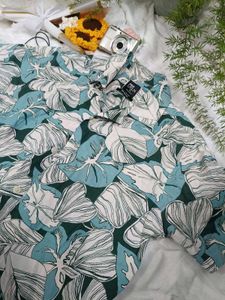 Stylish Leaf Print shirt🫶🏻