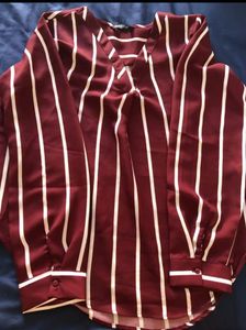 (Fits 32-34) Maroon Striped V-Neck Top ❤️