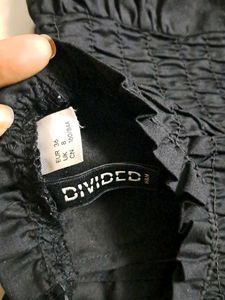 Chic Black Smocked Puff Sleeve Top