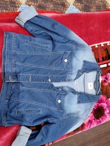 max denim jacket