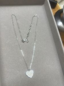 Sparkling sliver tone Heart Pendant Necklace