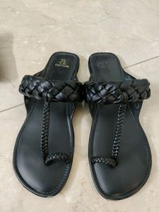 Black Sandal Flats