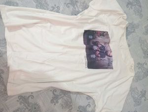 Oversized off shoulder Graphic Print  T-Shirt