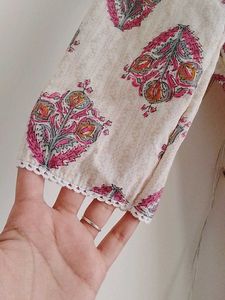 Cream Kurta with Pink Floral Print
