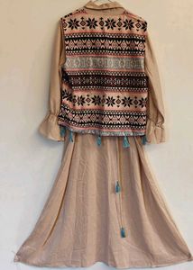 Elegant Button-Down Midi Dress