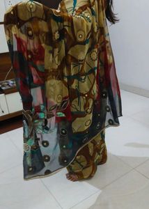 Women Saree With Blouse
