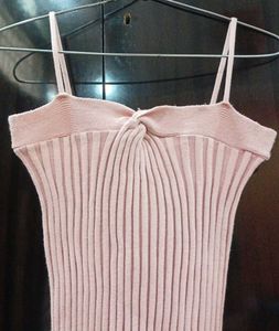 Pink Ribbed Crop top sleeveless bodycon 💌