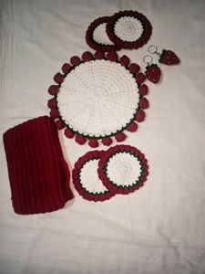 Aesthetic Handmade Crochet Combo Set 🌸