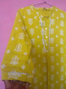 Mokshi Yellow Printed Kurta