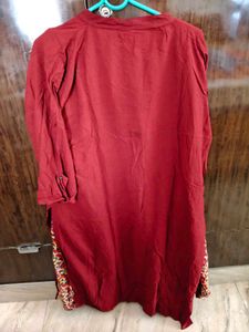 Maroon Kurta Set with Floral Print