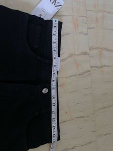 black straight fit jeans 👖 “new🔥”