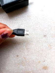 Syska Mobile Charger
