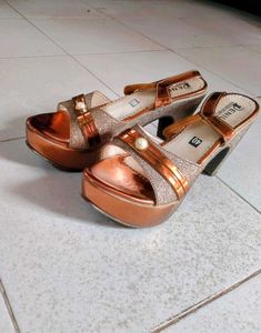 Stylish heels for Women SIZE UK 7
