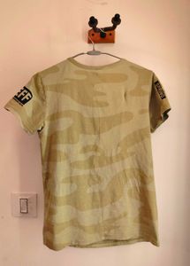 Olive green Y2K Camo Star Graphic Tee