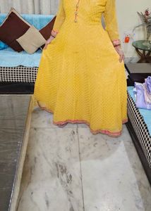 Elegant Yellow Ethnic Gown