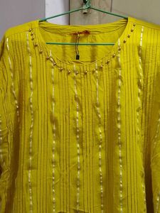 Stylish Yellow Kurta with Embellishments
