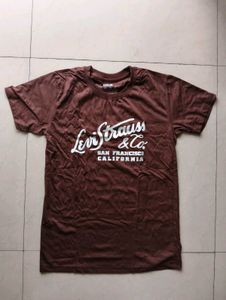 (NEW) Levi Strauss & Co. T-Shirt