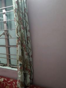 2 Door Curtains And 4 Window Custains