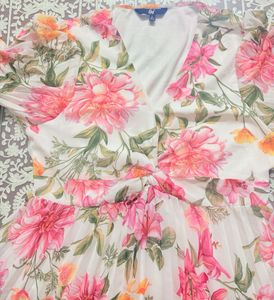 Floral Print Pleated Maxi Dress
