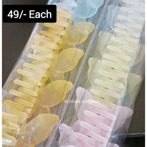 Butterfly Matte Clucthers