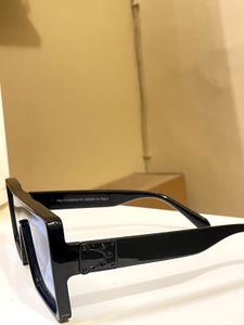 Bold Blue Gradient Square Sunglasses